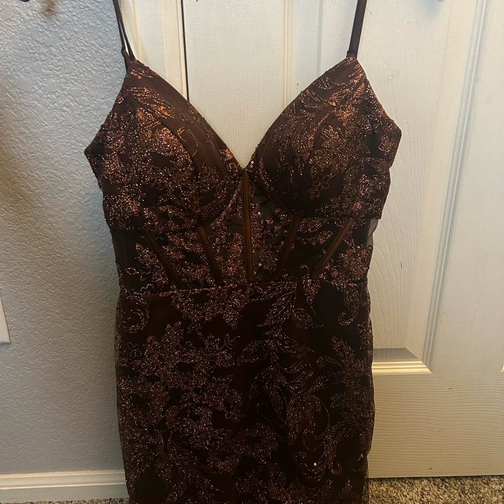 Elegant Brown Lace Women's Dress